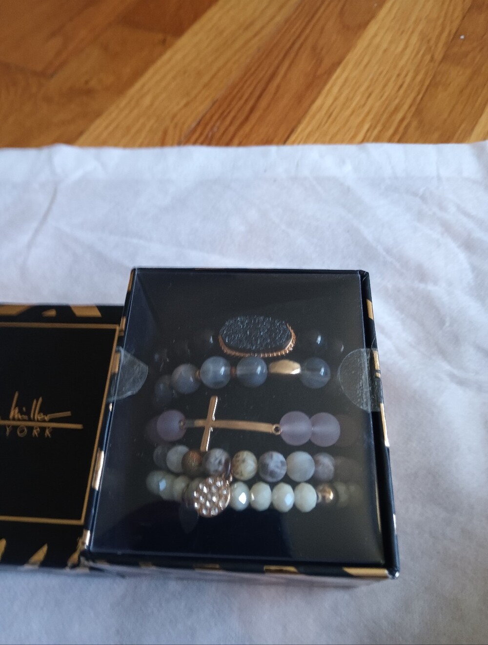 NICOLE MILLER NEW YORK FIVE STRETCH BEADED BOXED BRACELET SET